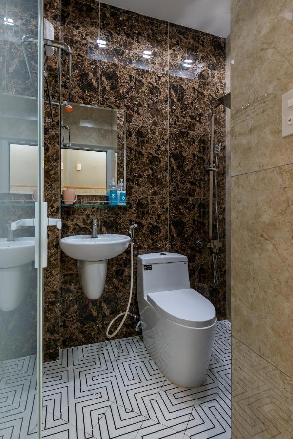 Cozrum Homes - Delightful Corner 2 Ciudad Ho Chi Minh  Exterior foto